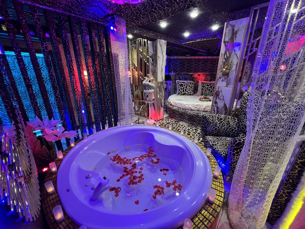 Grand Studio Suite photo 1