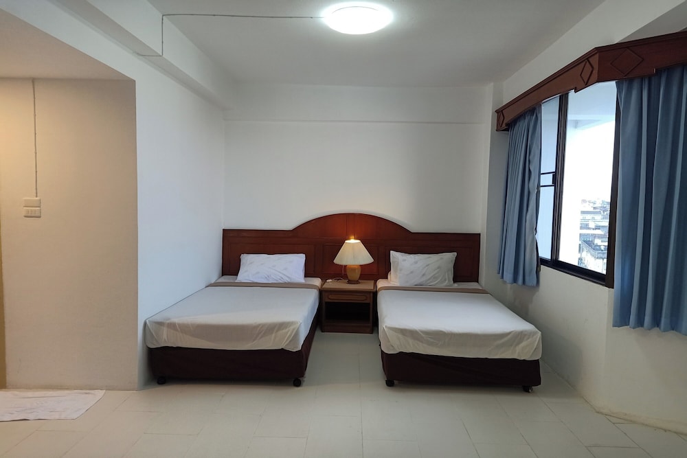 Superior Twin Room photo 3