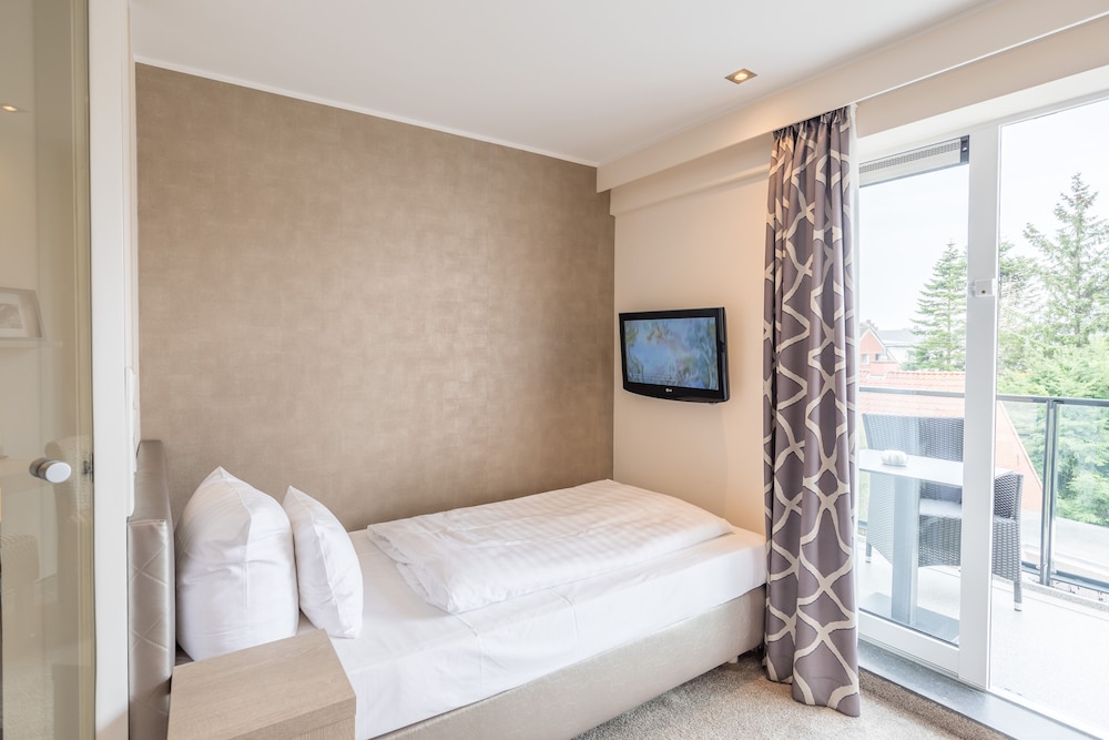 Single room with balcony "For One+"