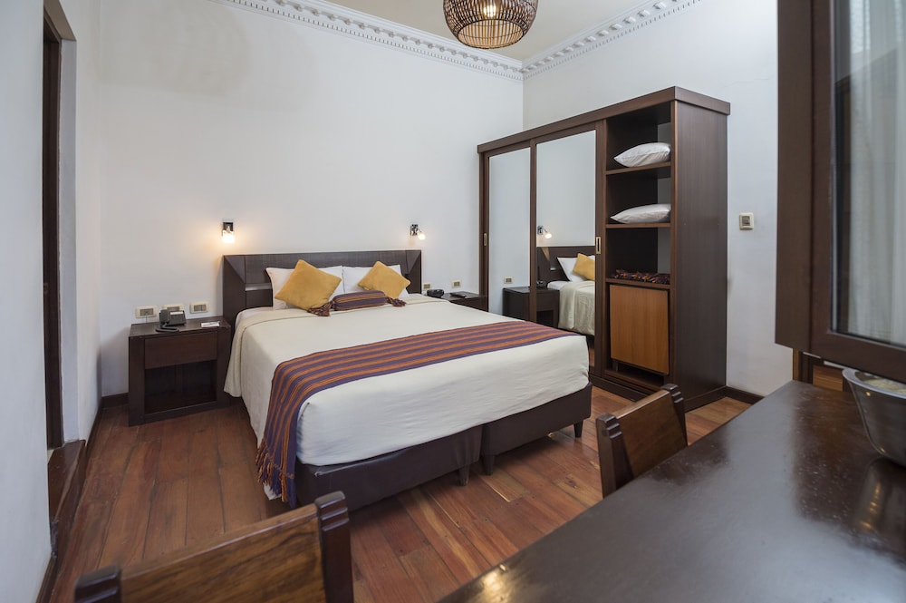 Double Room, 1 King Bed photo 3