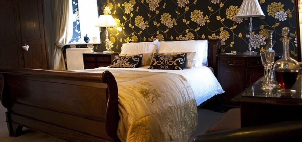Easby Room photo 1