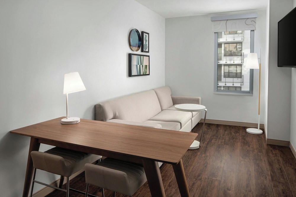 Suite, 1 King Bed with Sofa bed, River View
