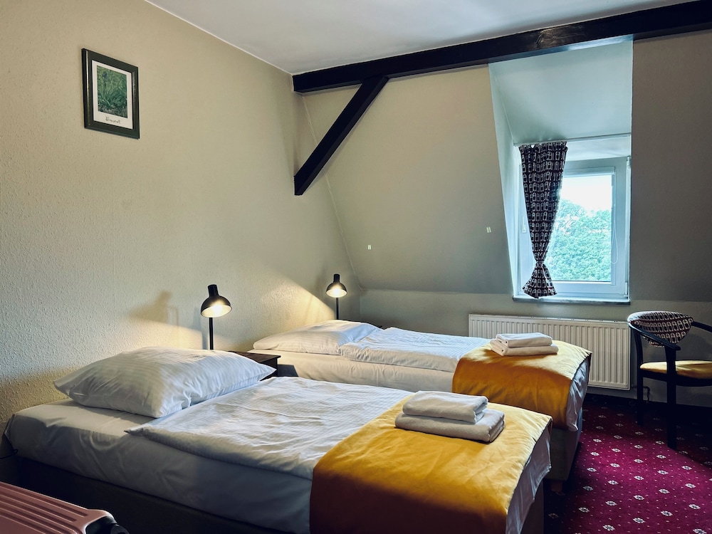 Traditional Twin Room