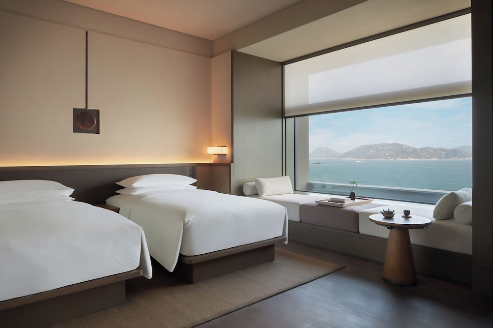 Suite Twin with Ocean View