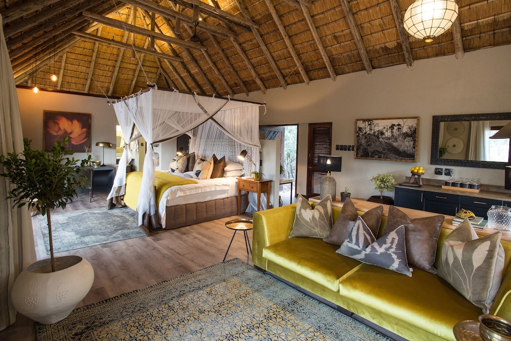 Honeymoon Suite photo 1