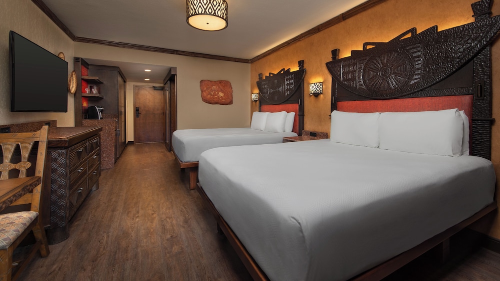 Savanna View - Club Level Access. Florida special accessible room with option for hearing accessibil - Photo 1