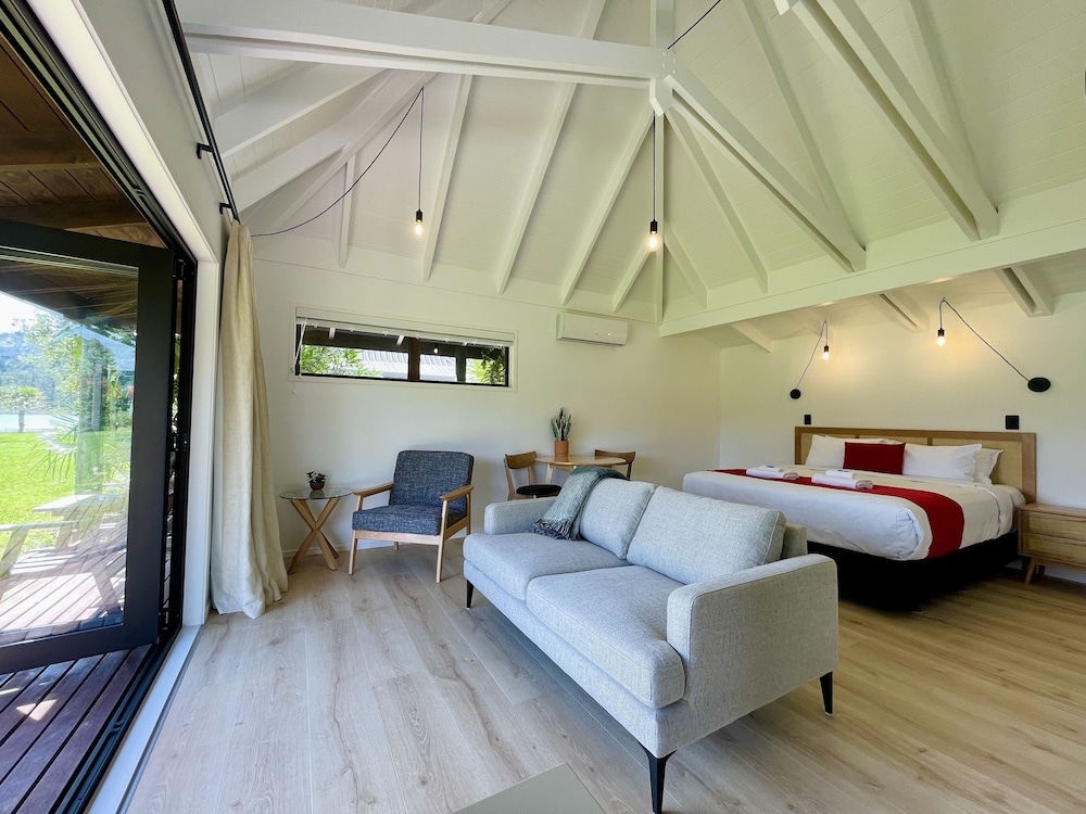 King Villa Waterfront photo 2