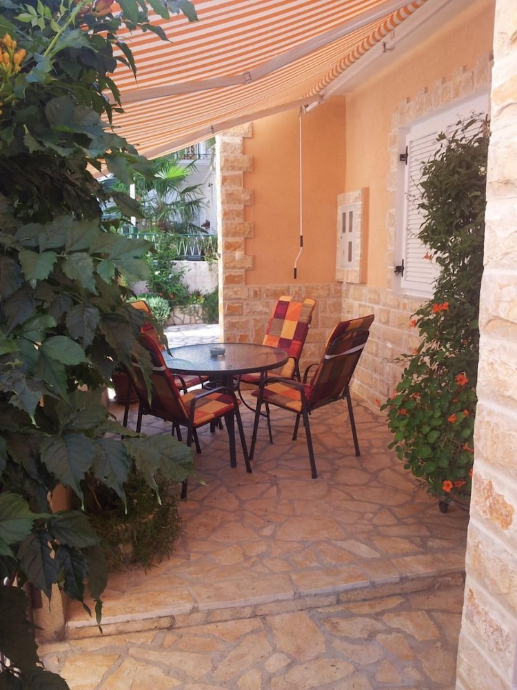 Apartment (Zdenka - cosy apartments for 2-3 pers)