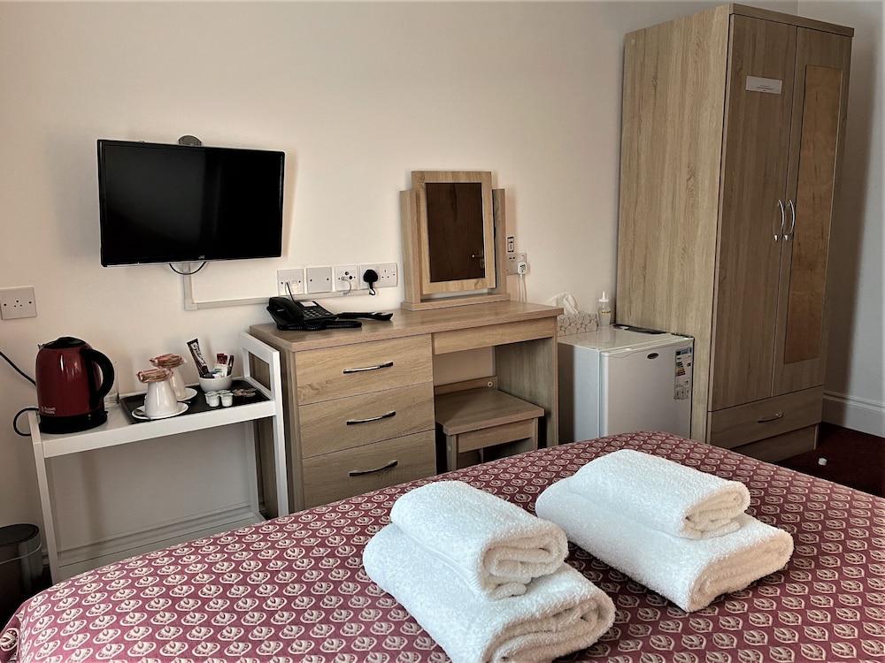 Single Room, Ensuite photo 2