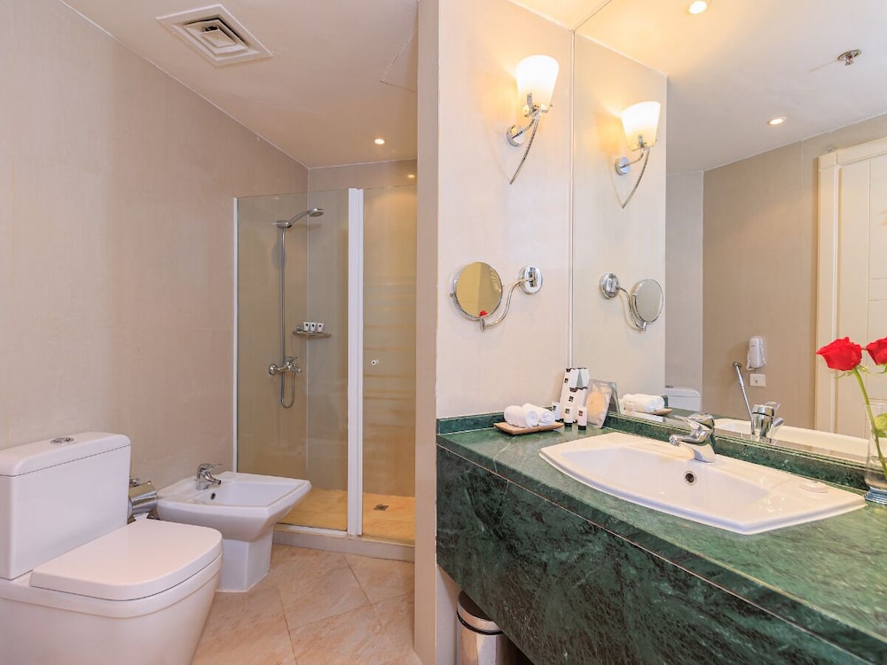 Standard Room - Photo 5