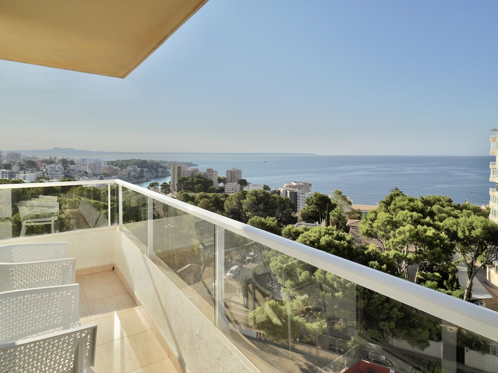 Double Room, Balcony, Sea View photo 3