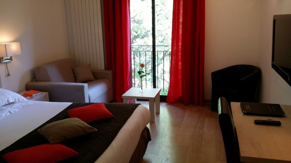 Superior Double Room - Photo 3