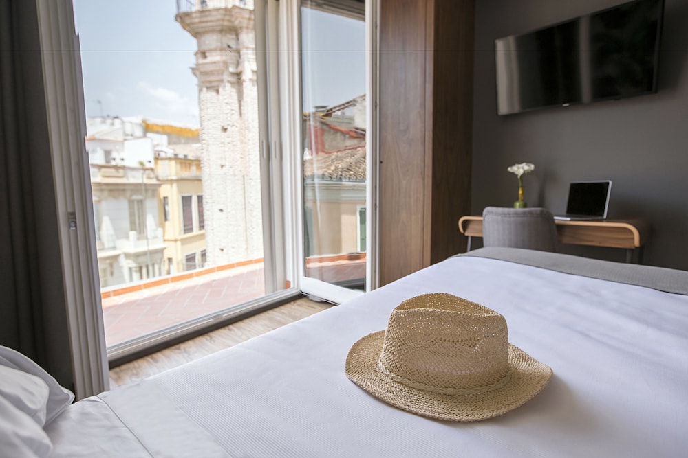 Superior Double Room, Balcony, City View photo 3