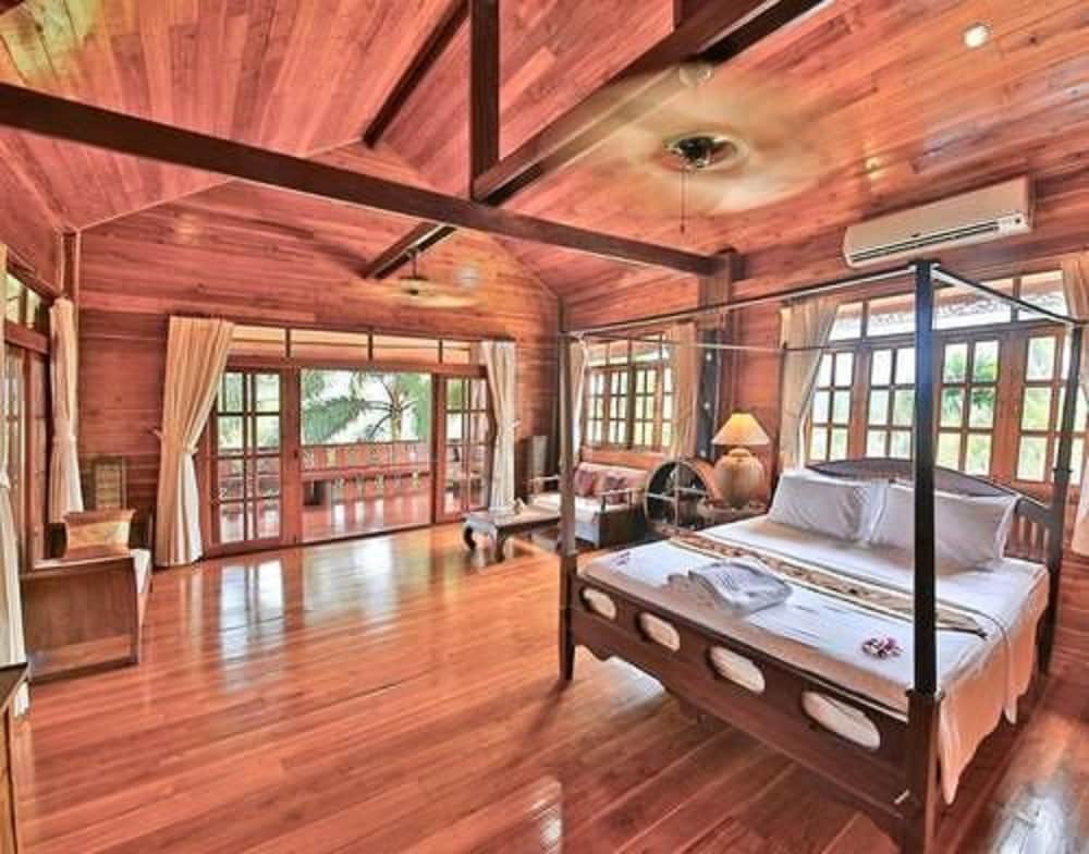 Presidential Villa, 4 Bedrooms, Non Smoking, Private Pool photo 2
