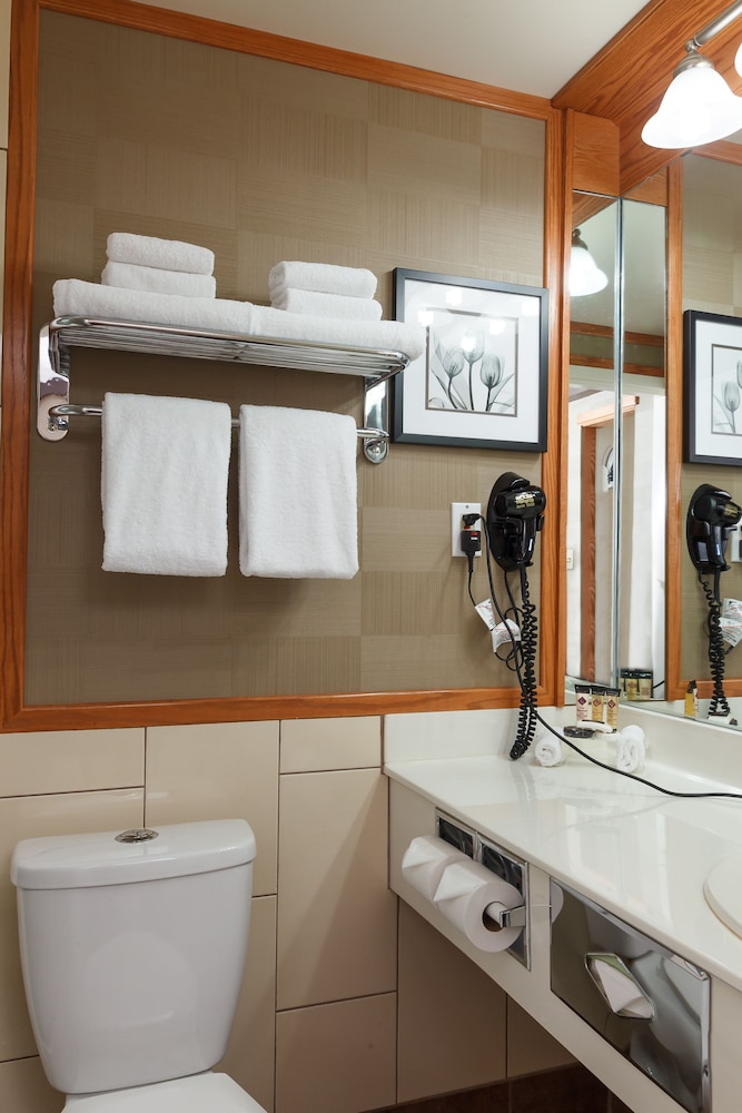 Premier Room, 2 Queen Beds, Tower - Photo 5