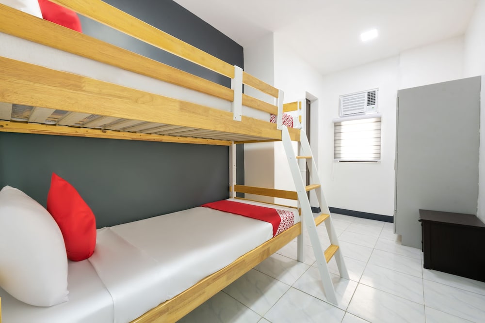 Standard Bunk Room