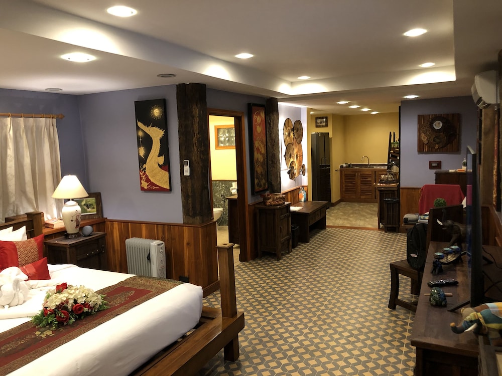 Executive Room
