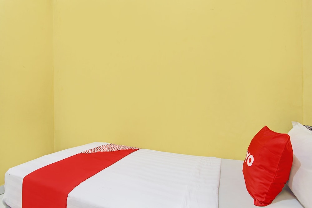 Standard Twin Room - Photo 4