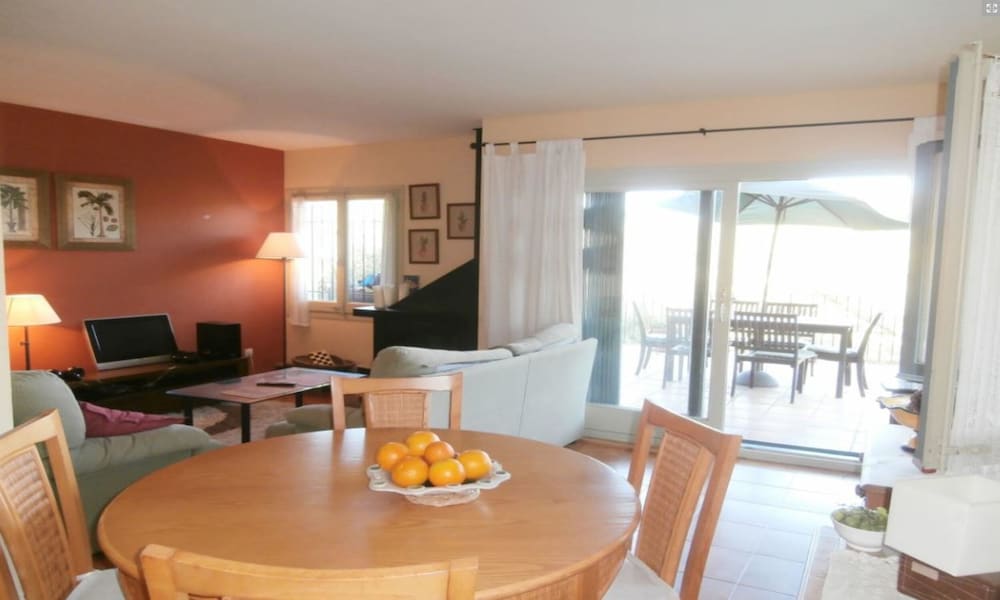 Family Villa, 4 Bedrooms, Pool View photo 2
