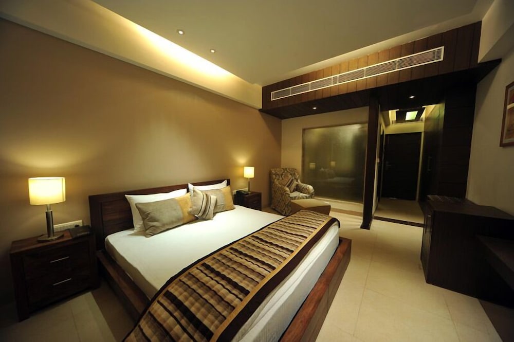 Executive Room photo 2