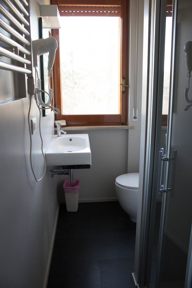 Double Room Single Use photo 3