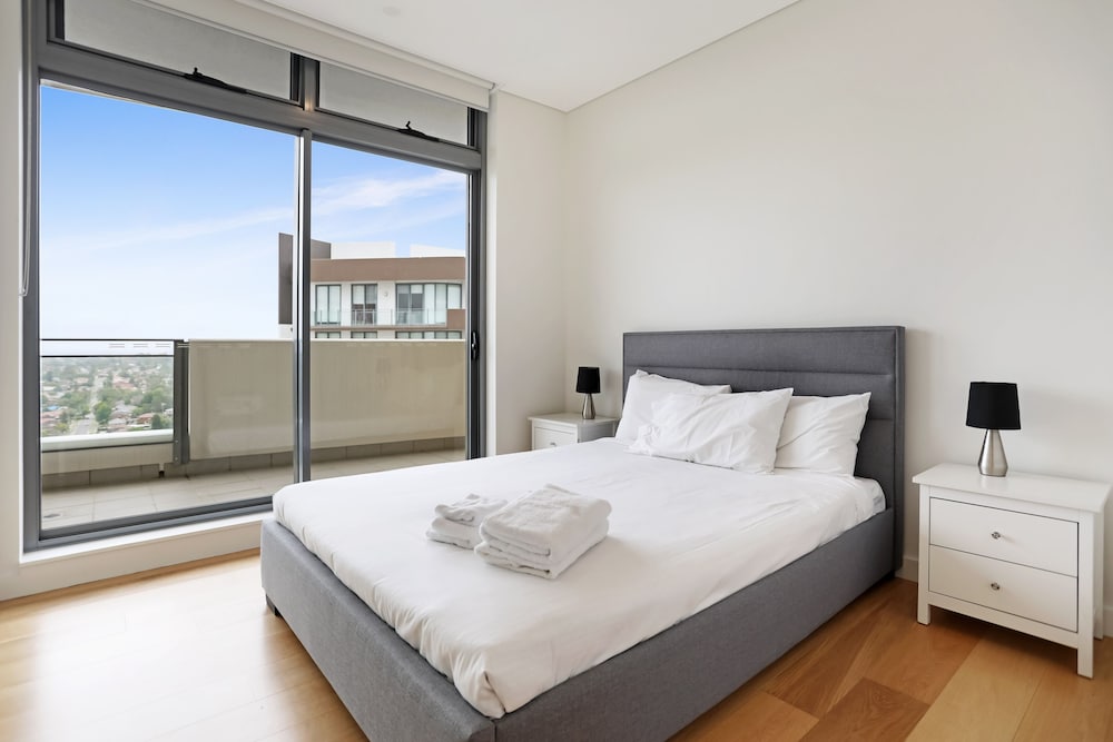 Exclusive Apartment, 2 Bedrooms, City View photo 1