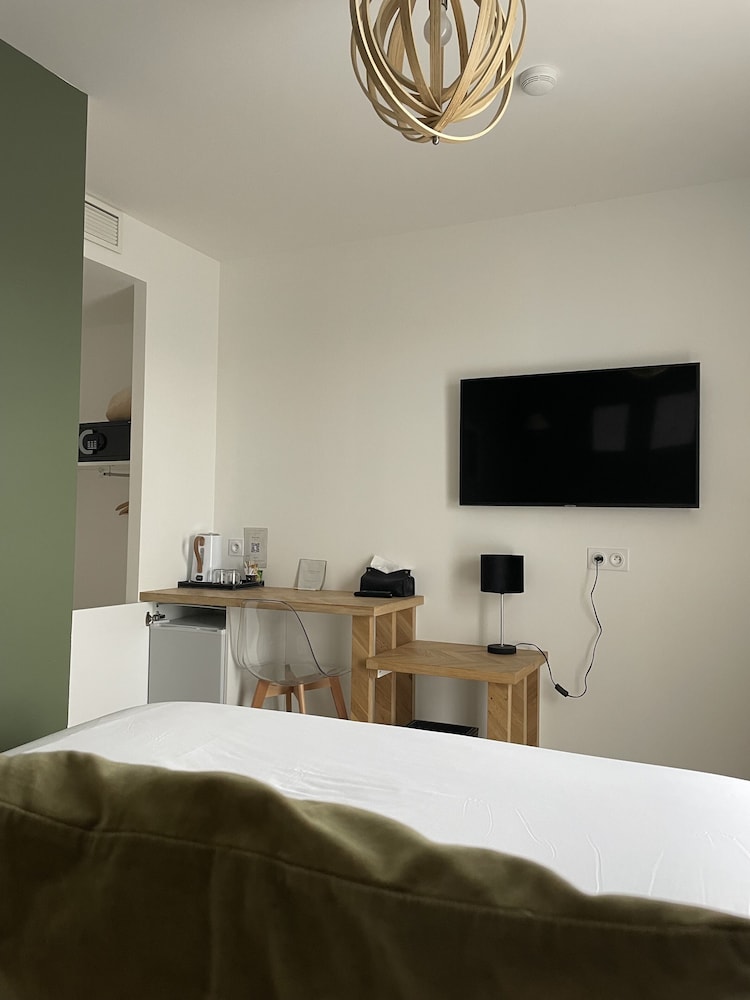 Double Room, Balcony - Photo 8