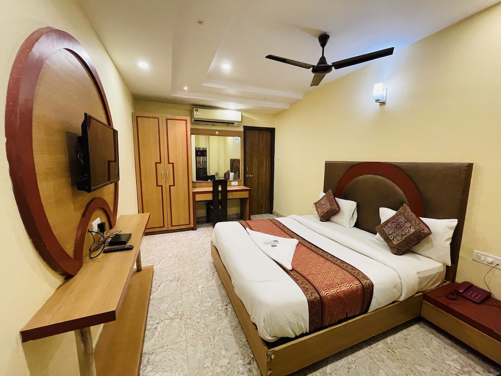 Deluxe Room - Photo 1