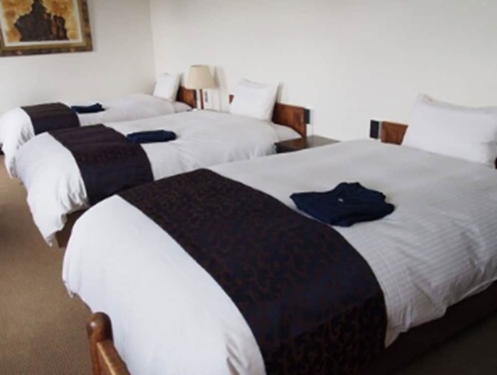 Economy Triple Room, Non Smoking, Annex Building - Photo 3