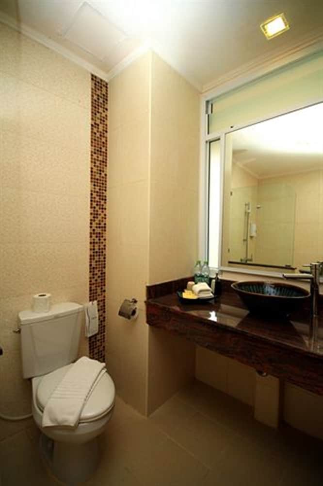 Family Room - Photo 4