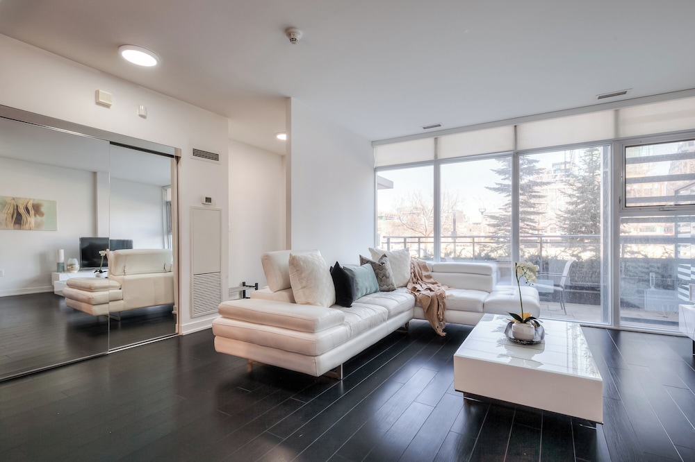Grand Loft