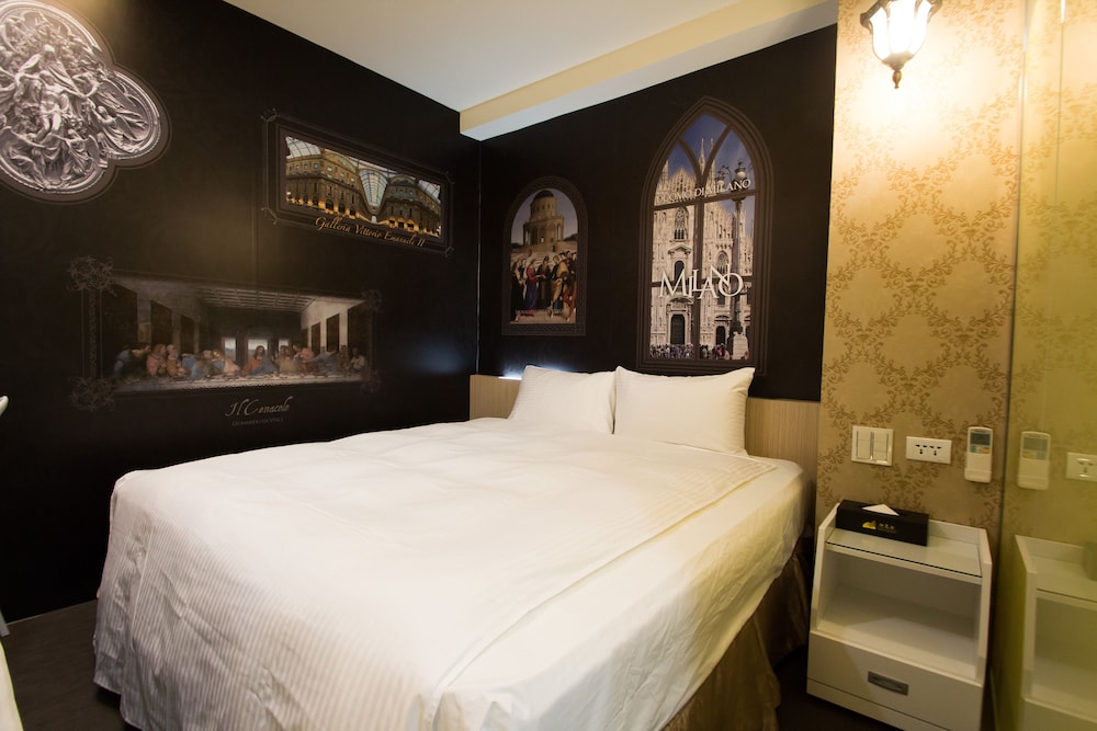 Standard Room, 1 Double Bed, No Windows photo 2