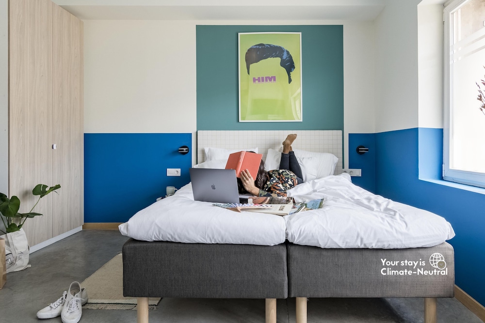 Accessible Chueca Design Studio W/ View