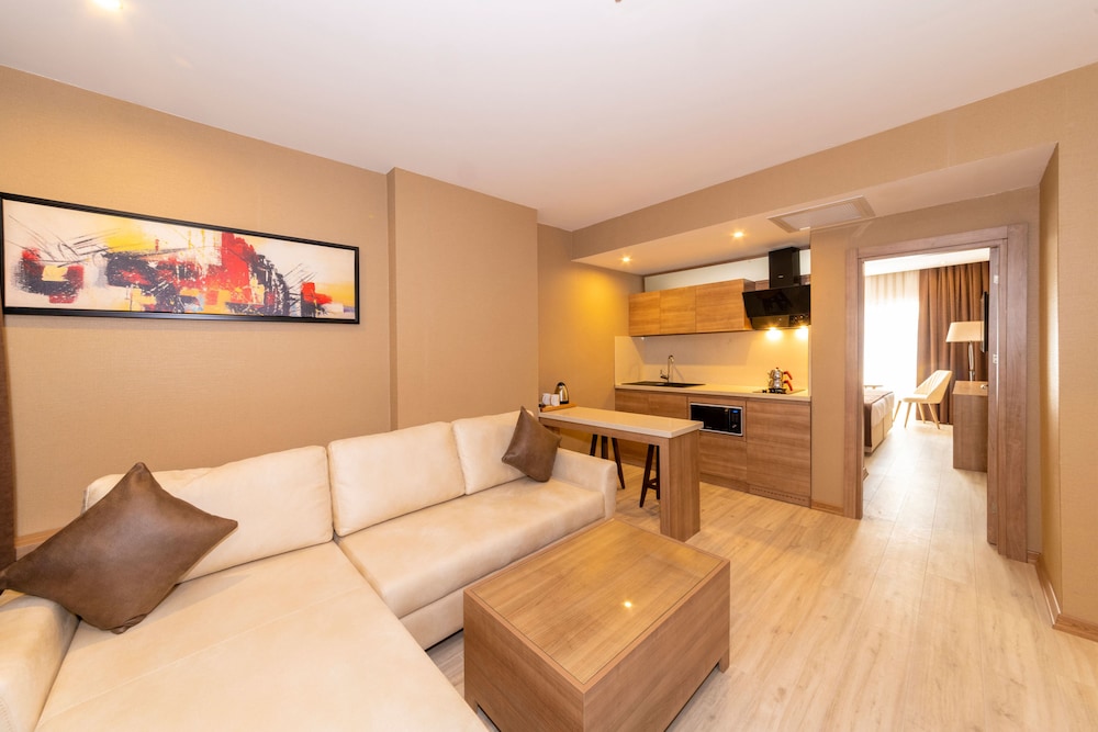 Deluxe Suite, City View photo 1