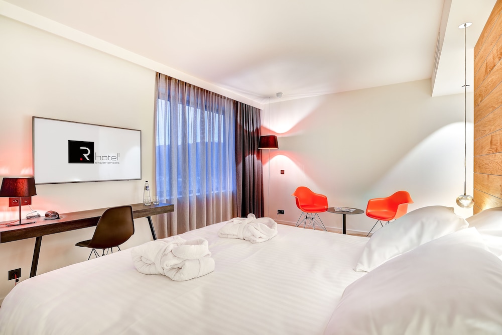 Junior Double Room