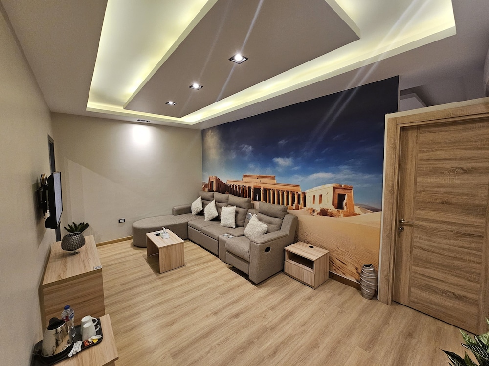 Junior Suite, Balcony, City View photo 2