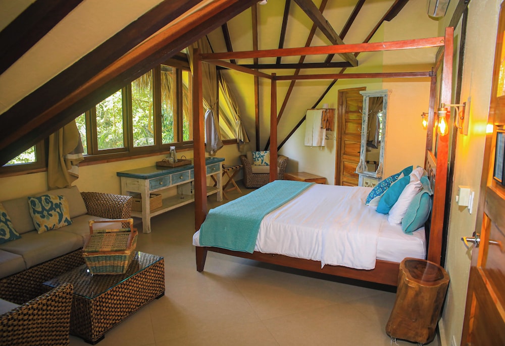 Superior Double Room, Pool View