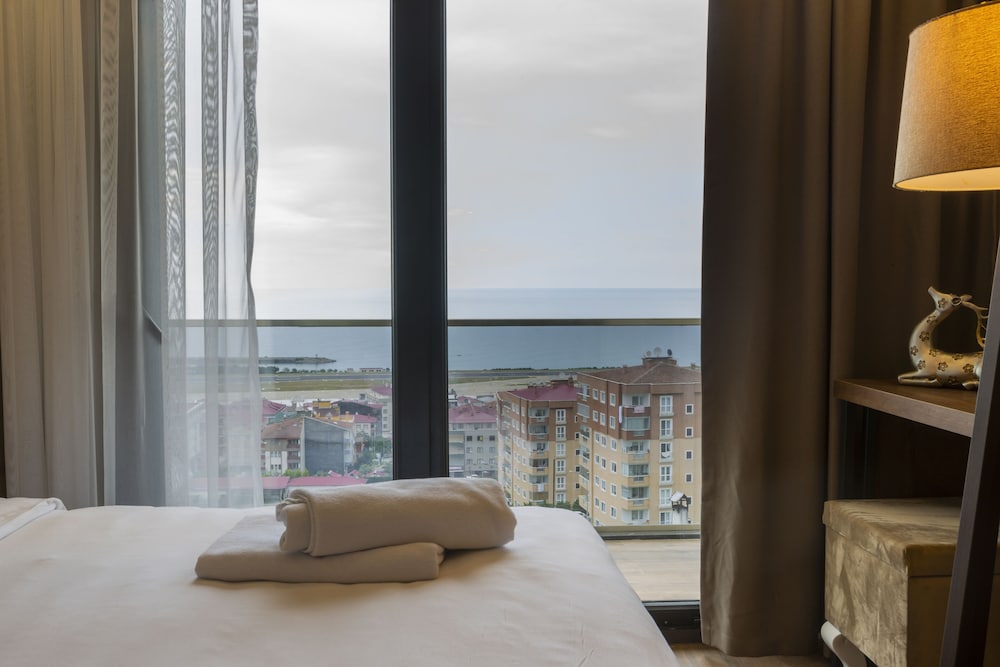 Deluxe Room, Sea View - Photo 1