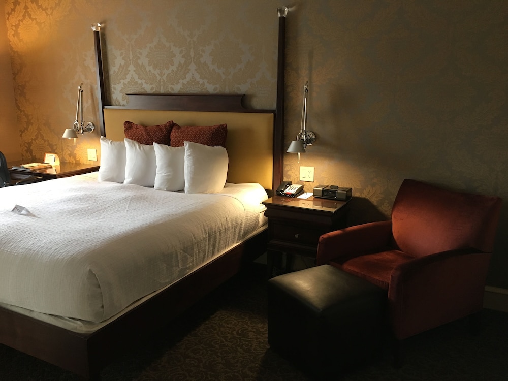 Classic Room, 1 Queen Bed