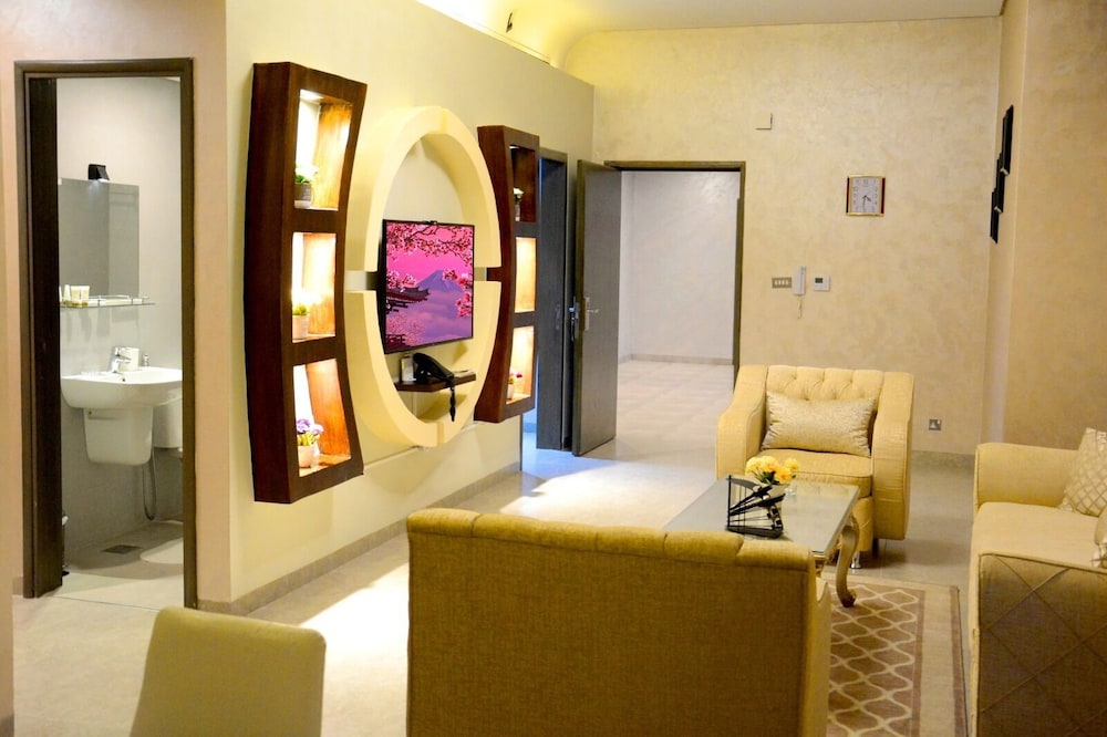Apartment, City View photo 2