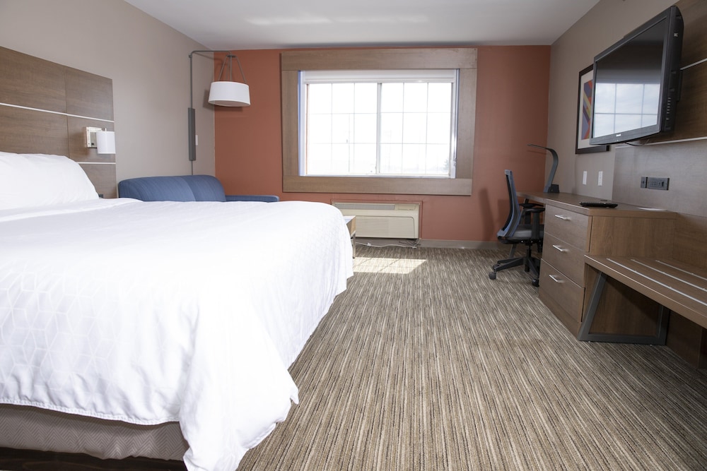 Standard Room, 1 King Bed - Photo 1