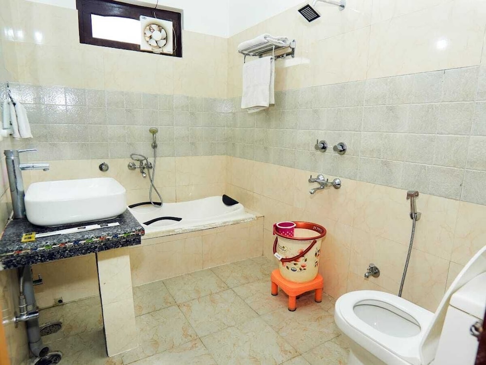 Deluxe Double Room, City View photo 3