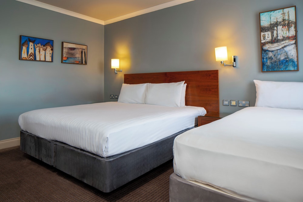 Family Room, Multiple Beds, Non Smoking - Photo 4