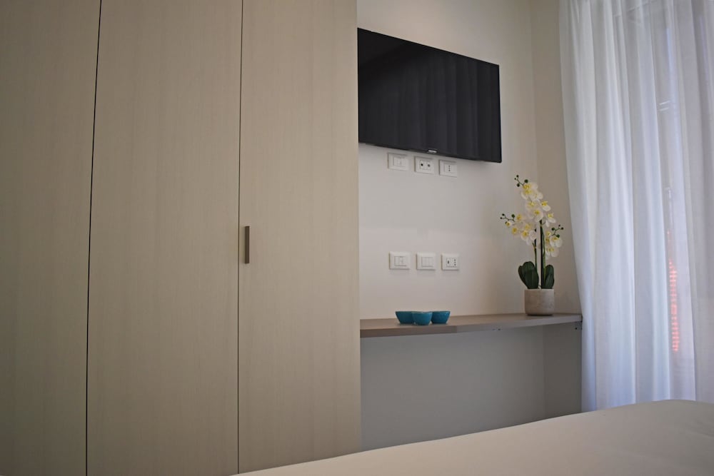 Apartment, 2 Bedrooms, Ground Floor (Menaggio) photo 2
