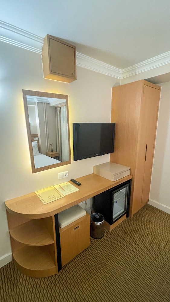 Budget Single French Bed Room photo 2