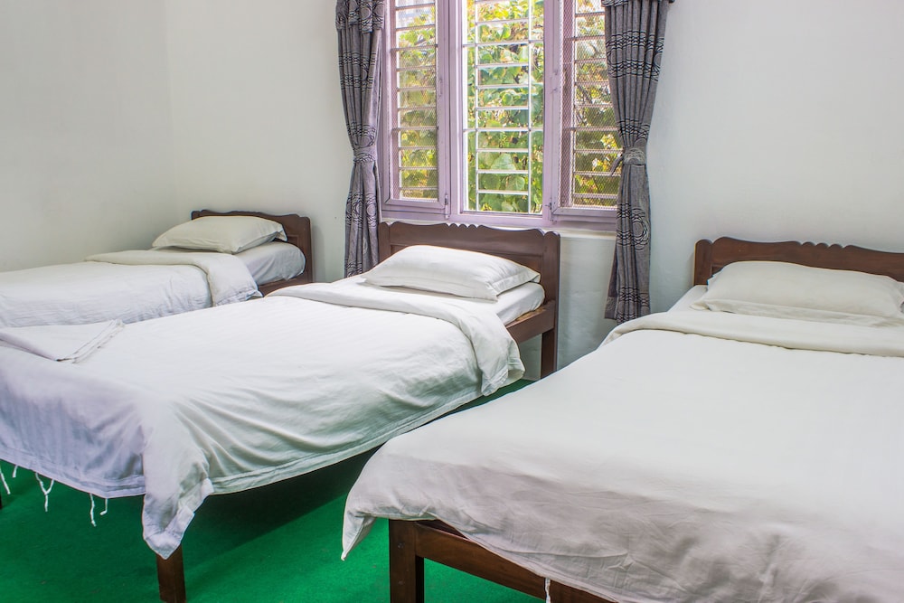 Basic Triple Room, Mountain View