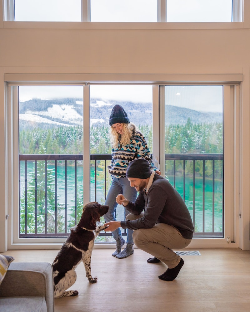 Three Bedroom Apartment - Dog Friendly