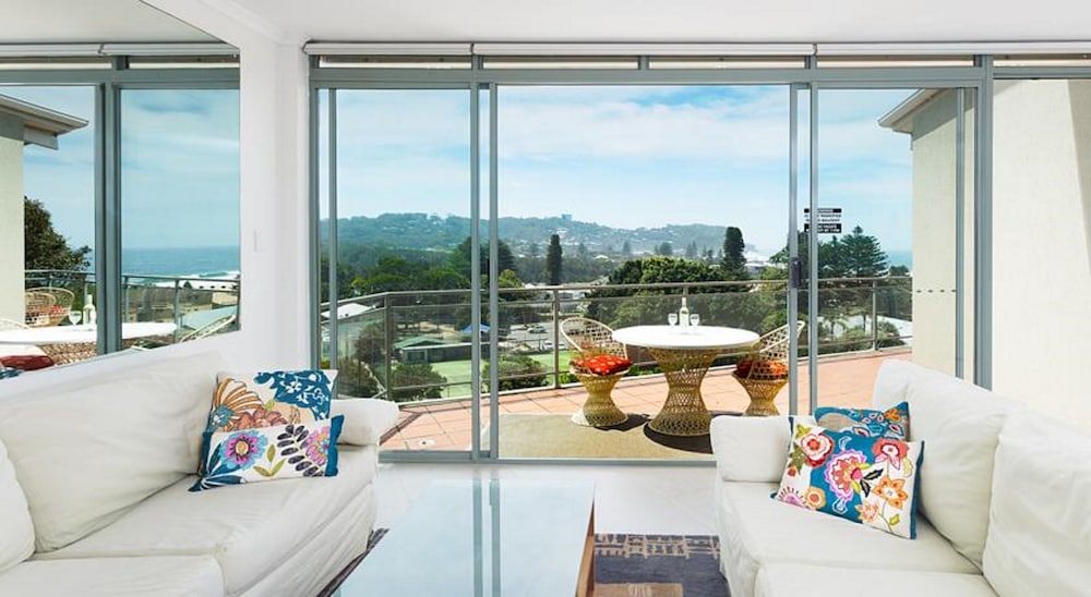 3 Bedroom Ocean View photo 2