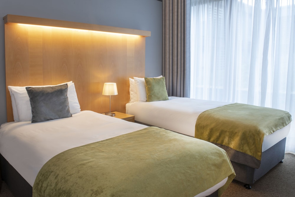 Room (Guest)