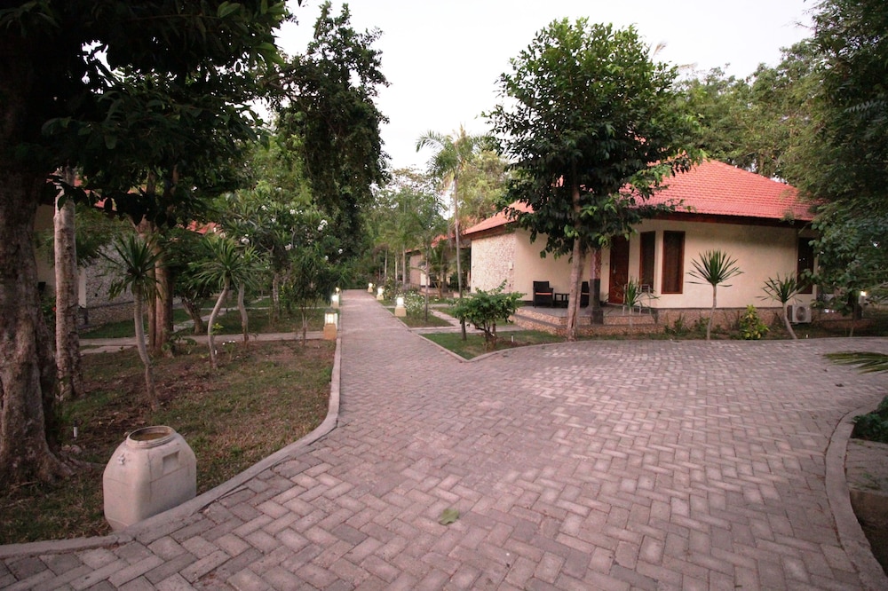 Deluxe Bungalow, Multiple Beds photo 2